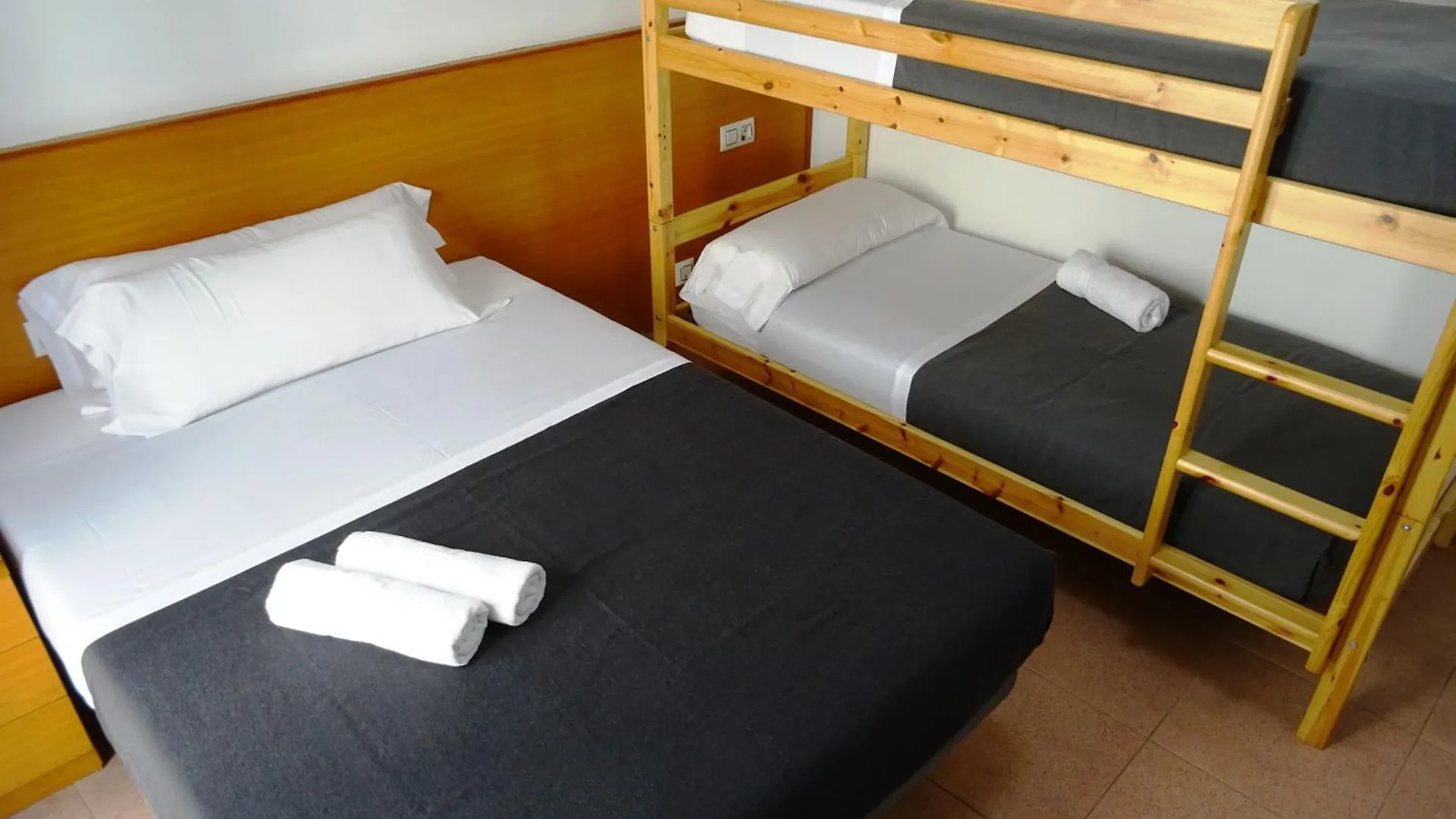 Center Plaza Figueres Apartment Figueres (Girona)