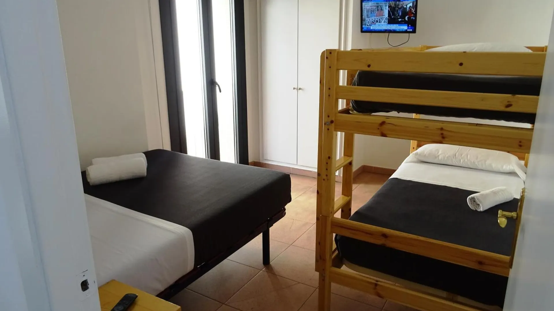 Center Plaza Figueres Apartment  Figueres (Girona)