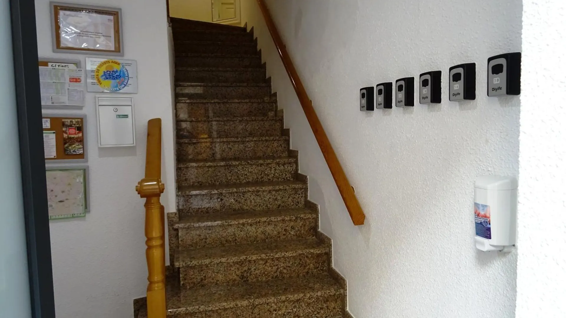 Center Plaza Figueres Apartment Spain